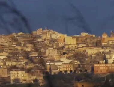 Στην πόλη αυτή μπορείς να αγοράσεις σπίτι για ... 1 ευρώ - Δείτε βίντεο